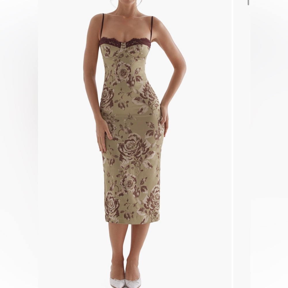 House of CB Cassia Lace Corset
Midi Dress